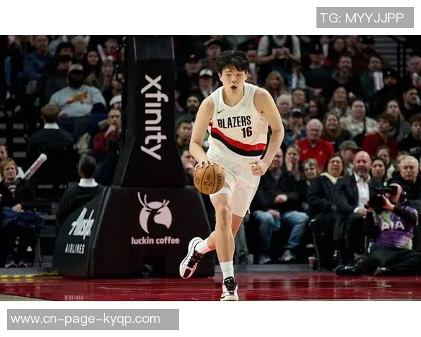 杨瀚森在比赛中拼尽全力却无得分表现正负值依然正面引发热议